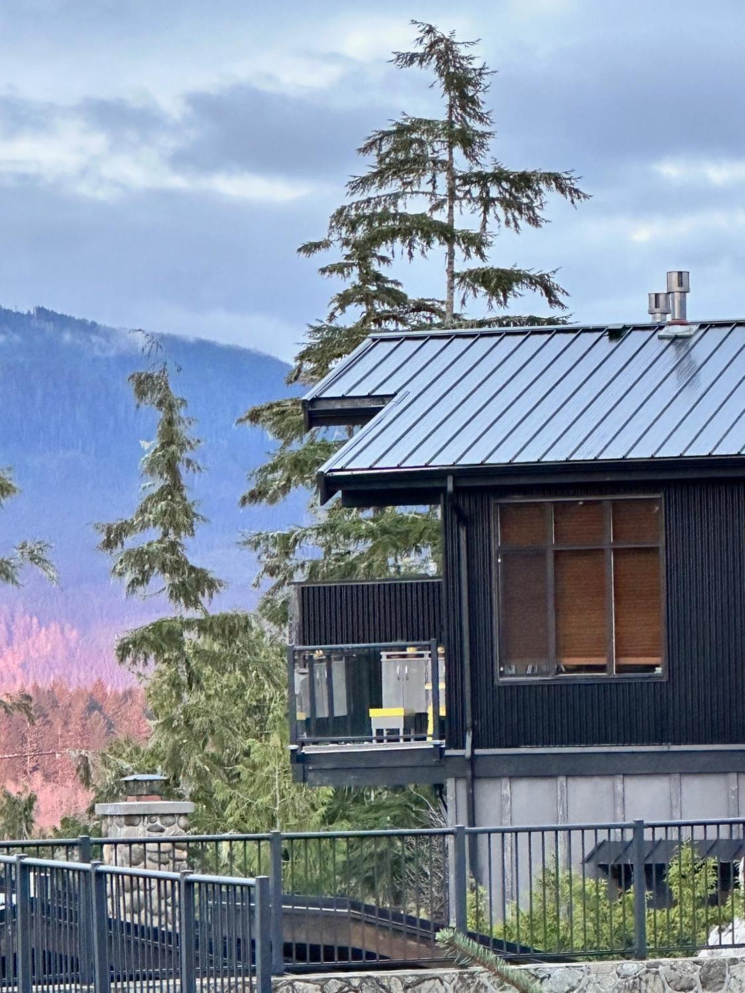 Bjorn Holm Villa Port Renfrew Exterior foto